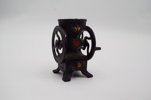 Vintage miniature cast iron - vintage,