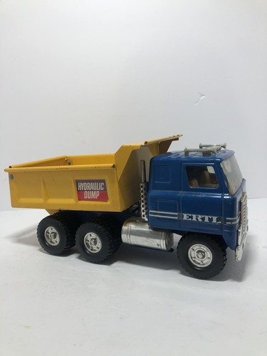 Vintage ertl hydraulic pressed - ertl,