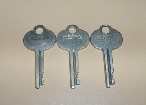 Lot vintage keys sargent - 3, keys,