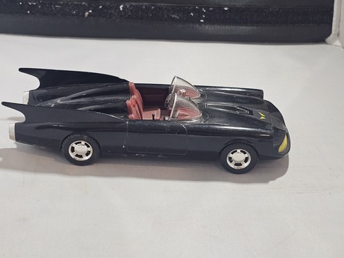 1960 batman die cast batmobile - batman,