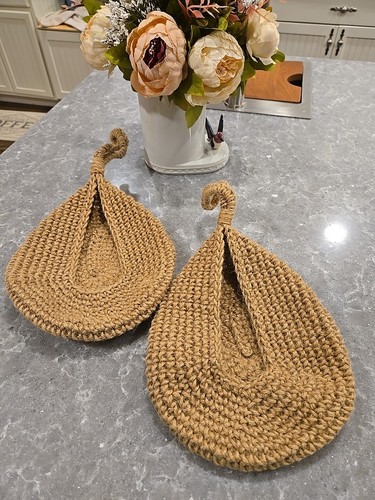 Vegetable hand woven basket - hand,