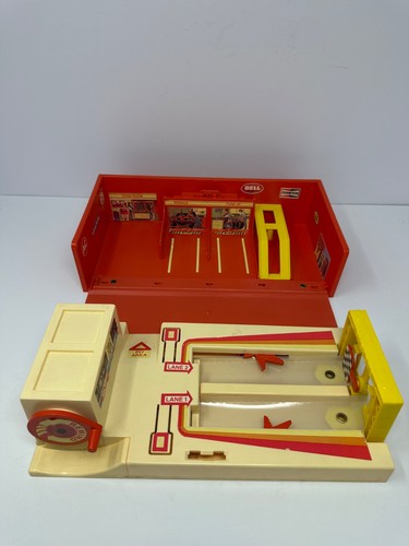 Vintage hot wheels 1981 inside - hot,