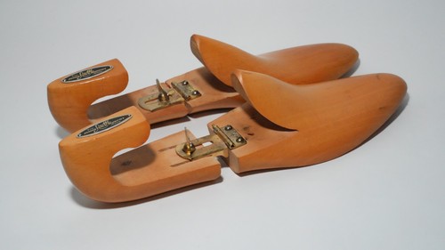 Johnston murphy wooden shoe - johnston,