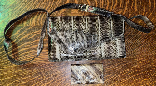 7x10 genuine rattlesnake - 7x10",