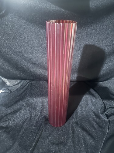 Ruby red ribbed unique - ribbed,