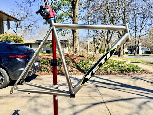 Yeti road project bicycle - ti,