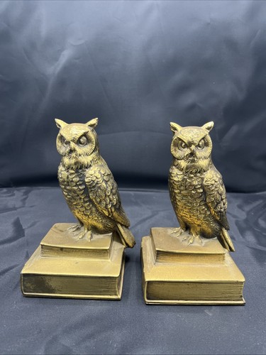Vintage cast brass owl - cast,