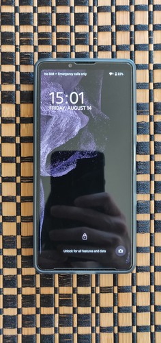 Sony xperia vii - sony,