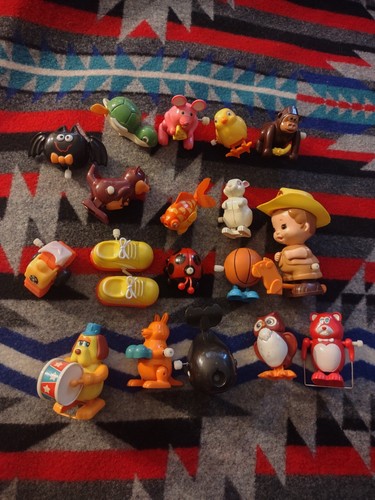 Vtg tomy wind - wind-up, lot