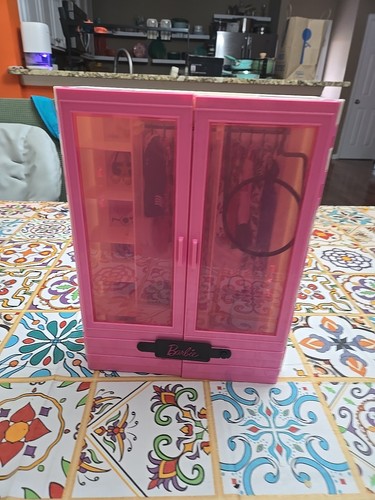 Barbie wardrobe clothes closet - barbie,