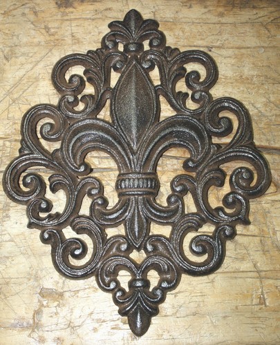 Huge cast iron fleur - iron,