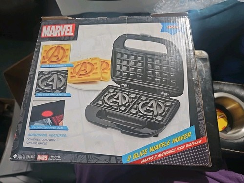 Marvel avengers slice - slice, waffle