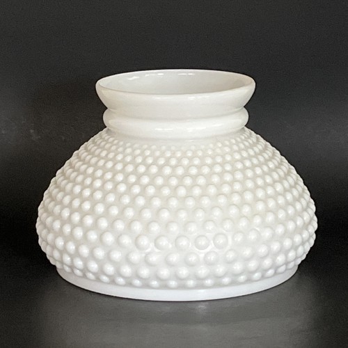 Vintage white hobnail flat top - white,