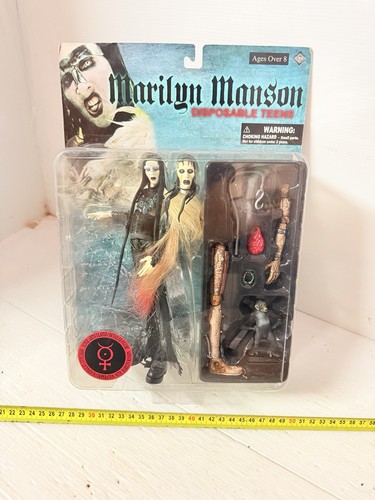 Fewture marilyn manson action - fewture,