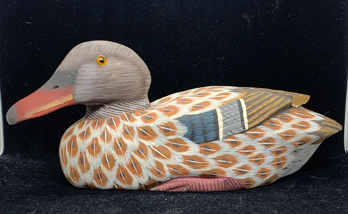 Solid wood duck - solid,