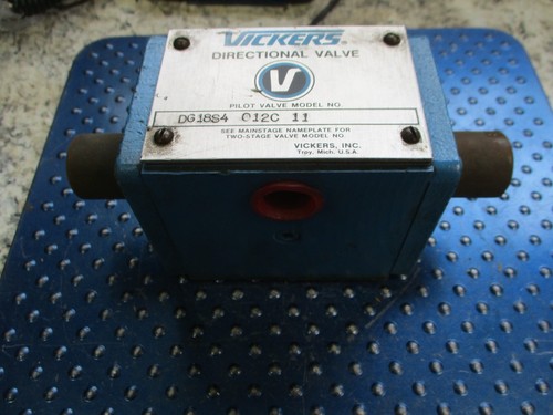 Vickers directional valve - directional,
