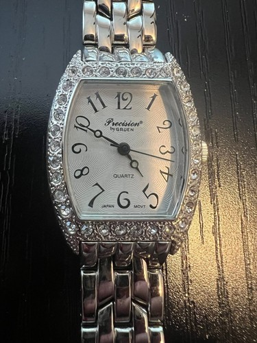 Precision gruen silver - by,