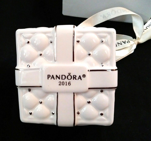 Pandora 2016 holiday present - pandora,