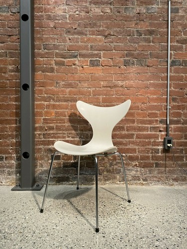 Arne jacobsen lily seagull - arne,