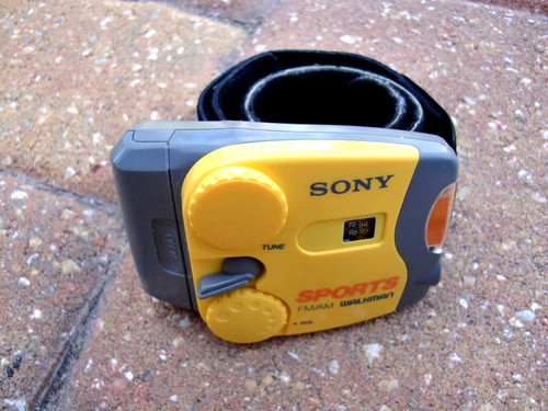 Sony srf yellow - sony~am/fm~srf-88, ~yellow