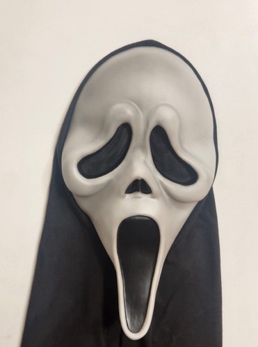 Custom scream opening - 7, “opening