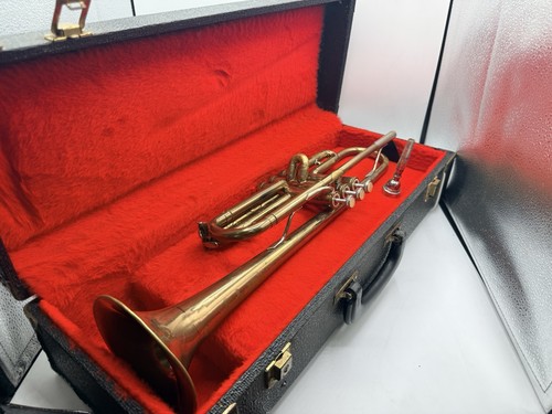 Vintage bundy selmer usa - bundy,