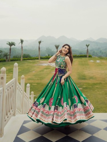 Lehenga choli indian - choli,