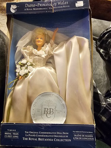 Brand new diana princess - new,