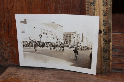 Vintage photo wwii era parade - vintage,