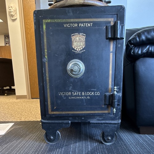 Victor safe lock antique - victor,