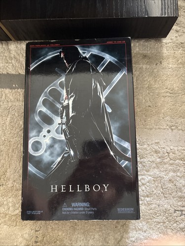 Hellboy figure ltd edition - hellboy,