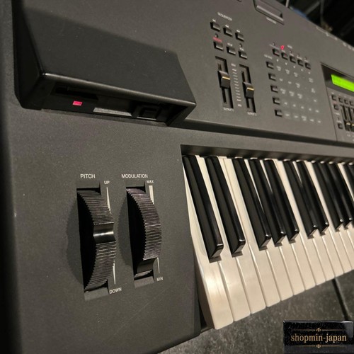 Yamaha sy85 key awm2 synth - sy85, 76-key