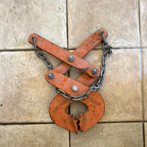 Orange chain scissor lifting - orange,