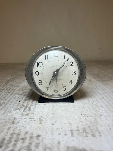 Vintage alarm clock westclox - vintage, clock.