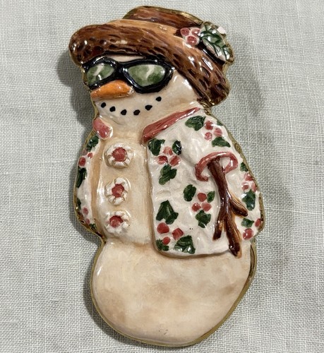 Vintage snowman brooch pin - snowman,