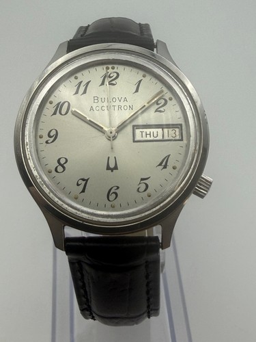 Vintage 1977 bulova accutron - 1977,