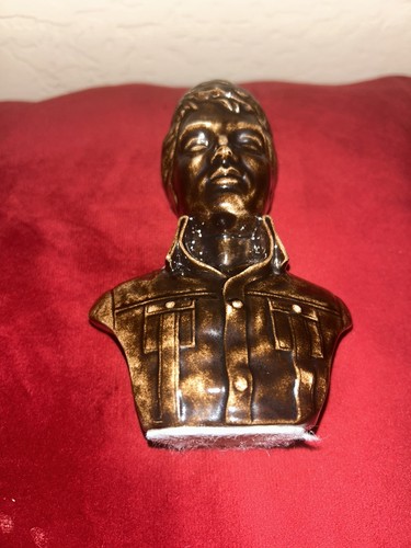 Vintage ceramic elvis - ceramic, presley