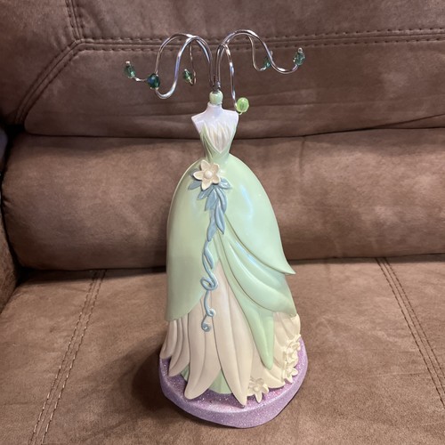 Fashion jewelry stand - jewelry,