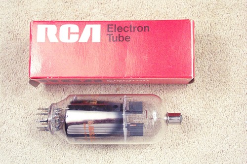 One new box rca - in,