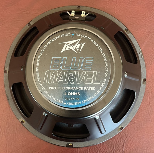 Peavey blue marvel eminence - blue,