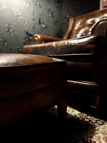Vintage leather club chair - leather,