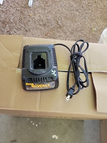 Dewalt dw9116 battery charger - battery,