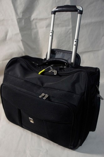 Travelpro crew softside - 6,