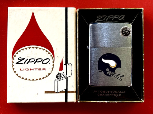 Nib 1975 zippo minnesota - zippo,