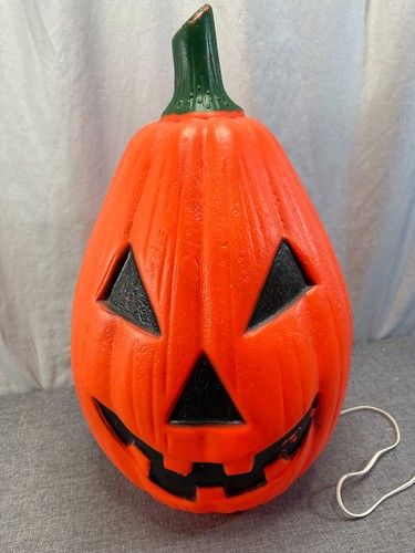 Vintage halloween lighted - 23",