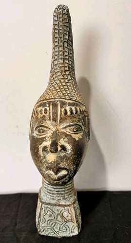 Antique benin iyoba - benin, queen