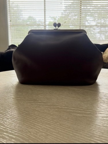 Coach large oversized kisslock - coach,