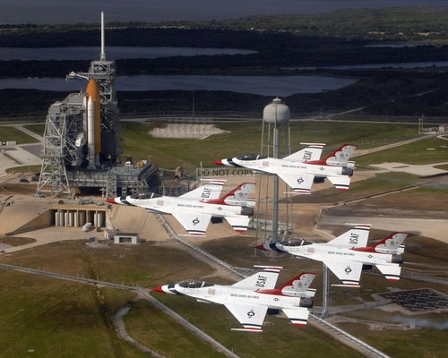 Usaf thunderbirds fly - usaf, past