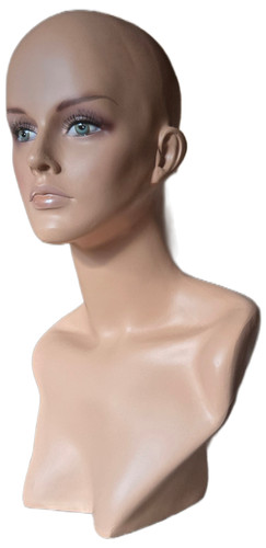 Gorgeous female mannequin - gorgeous,
