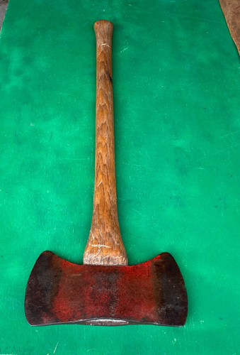 Great vintage double bit axe - great,
